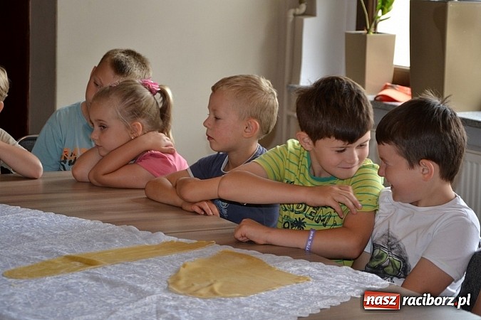 Zdjęcie w galerii na portalu naszraciborz.pl: Wakacyjna kuchnia babci w Tworkowie wiadomości z regionu