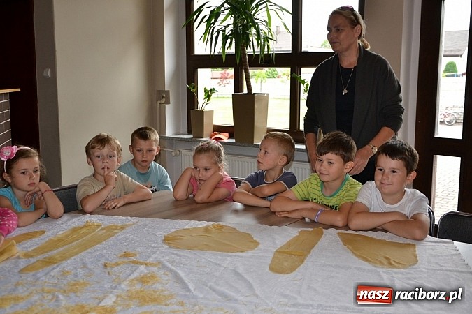 Zdjęcie w galerii na portalu naszraciborz.pl: Wakacyjna kuchnia babci w Tworkowie wiadomości z regionu