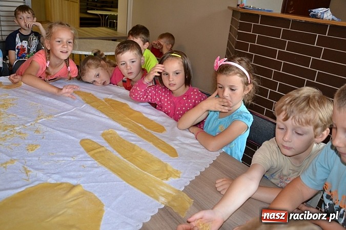 Zdjęcie w galerii na portalu naszraciborz.pl: Wakacyjna kuchnia babci w Tworkowie wiadomości z regionu