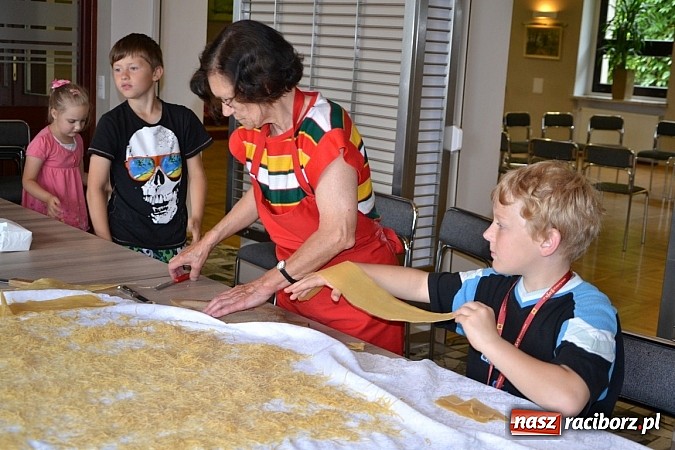 Zdjęcie w galerii na portalu naszraciborz.pl: Wakacyjna kuchnia babci w Tworkowie wiadomości z regionu