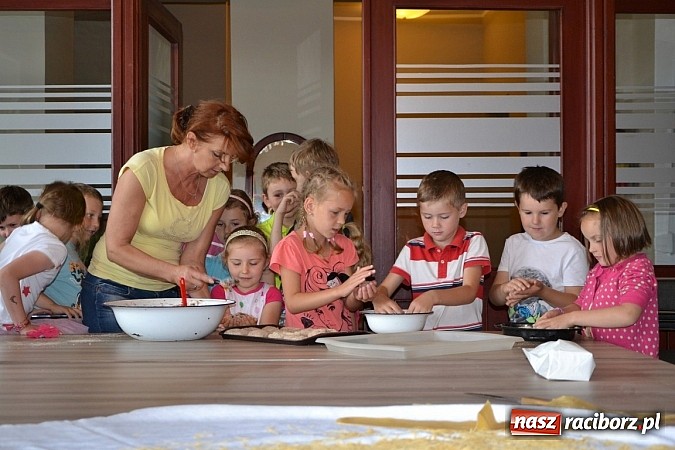 Zdjęcie w galerii na portalu naszraciborz.pl: Wakacyjna kuchnia babci w Tworkowie wiadomości z regionu