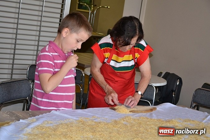 Zdjęcie w galerii na portalu naszraciborz.pl: Wakacyjna kuchnia babci w Tworkowie wiadomości z regionu