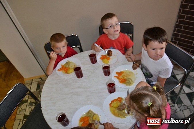 Zdjęcie w galerii na portalu naszraciborz.pl: Wakacyjna kuchnia babci w Tworkowie wiadomości z regionu