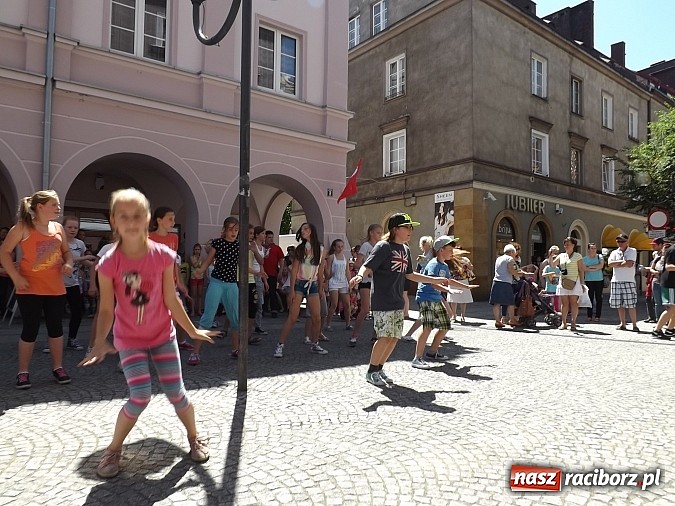 Zdjęcie w galerii na portalu naszraciborz.pl: Zakończenie warsztatów tanecznych z RCK wiadomości z regionu