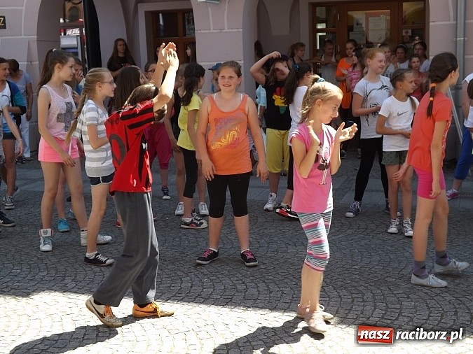 Zdjęcie w galerii na portalu naszraciborz.pl: Zakończenie warsztatów tanecznych z RCK wiadomości z regionu
