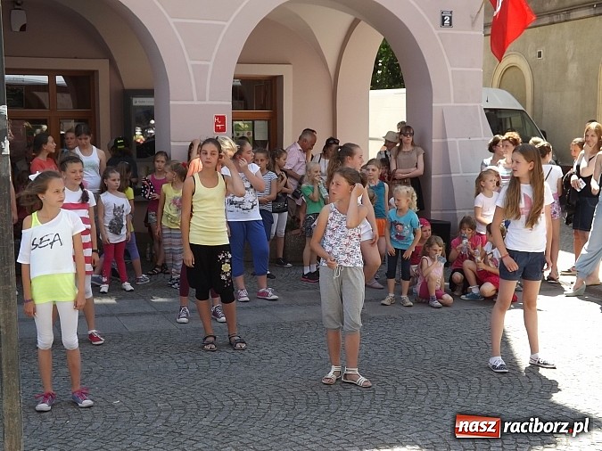 Zdjęcie w galerii na portalu naszraciborz.pl: Zakończenie warsztatów tanecznych z RCK wiadomości z regionu