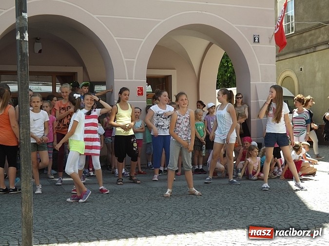 Zdjęcie w galerii na portalu naszraciborz.pl: Zakończenie warsztatów tanecznych z RCK wiadomości z regionu