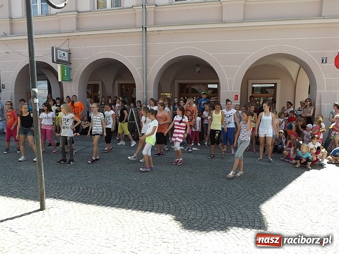 Zdjęcie w galerii na portalu naszraciborz.pl: Zakończenie warsztatów tanecznych z RCK wiadomości z regionu