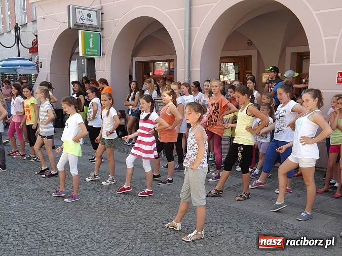 Zdjęcie w galerii na portalu naszraciborz.pl: Zakończenie warsztatów tanecznych z RCK wiadomości z regionu
