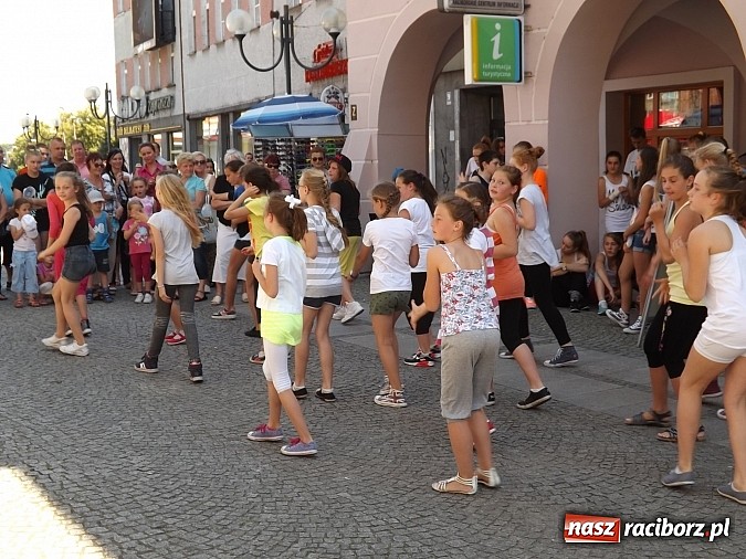 Zdjęcie w galerii na portalu naszraciborz.pl: Zakończenie warsztatów tanecznych z RCK wiadomości z regionu