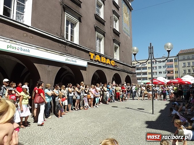 Zdjęcie w galerii na portalu naszraciborz.pl: Zakończenie warsztatów tanecznych z RCK wiadomości z regionu