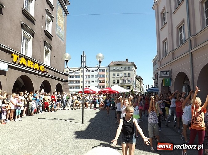 Zdjęcie w galerii na portalu naszraciborz.pl: Zakończenie warsztatów tanecznych z RCK wiadomości z regionu