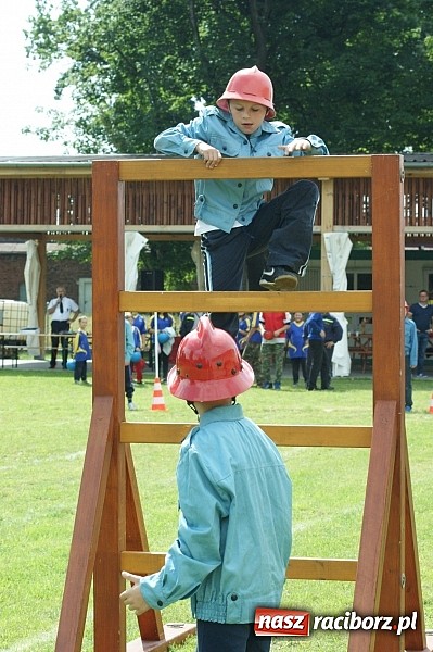 Zdjęcie w galerii na portalu naszraciborz.pl: Polskie i czeskie młodzieżowe drużyny strażackie rywalizowały w Krzyżanowicach wiadomości z regionu