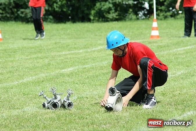 Zdjęcie w galerii na portalu naszraciborz.pl: Polskie i czeskie młodzieżowe drużyny strażackie rywalizowały w Krzyżanowicach wiadomości z regionu