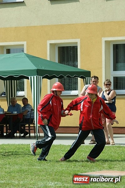 Zdjęcie w galerii na portalu naszraciborz.pl: Polskie i czeskie młodzieżowe drużyny strażackie rywalizowały w Krzyżanowicach wiadomości z regionu