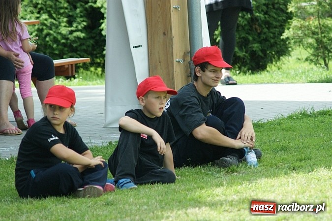 Zdjęcie w galerii na portalu naszraciborz.pl: Polskie i czeskie młodzieżowe drużyny strażackie rywalizowały w Krzyżanowicach wiadomości z regionu