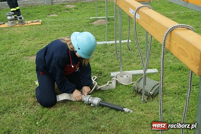 Zdjęcie w galerii na portalu naszraciborz.pl: Polskie i czeskie młodzieżowe drużyny strażackie rywalizowały w Krzyżanowicach wiadomości z regionu