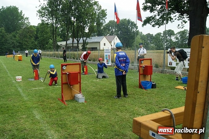 Zdjęcie w galerii na portalu naszraciborz.pl: Polskie i czeskie młodzieżowe drużyny strażackie rywalizowały w Krzyżanowicach wiadomości z regionu