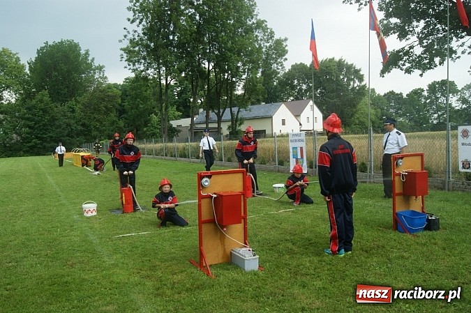 Zdjęcie w galerii na portalu naszraciborz.pl: Polskie i czeskie młodzieżowe drużyny strażackie rywalizowały w Krzyżanowicach wiadomości z regionu