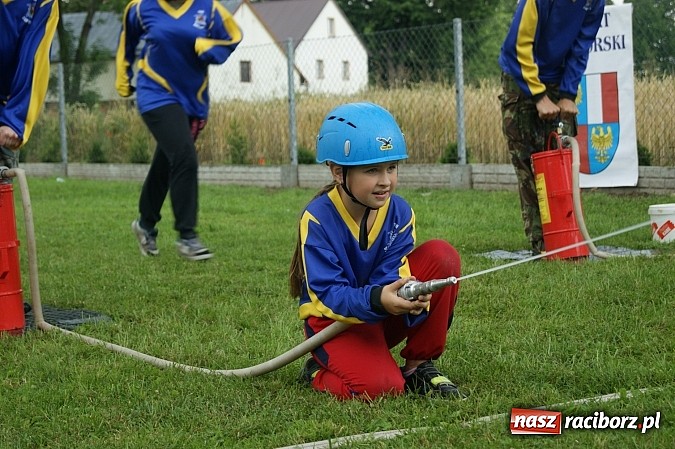 Zdjęcie w galerii na portalu naszraciborz.pl: Polskie i czeskie młodzieżowe drużyny strażackie rywalizowały w Krzyżanowicach wiadomości z regionu