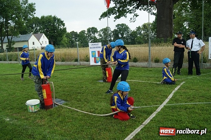Zdjęcie w galerii na portalu naszraciborz.pl: Polskie i czeskie młodzieżowe drużyny strażackie rywalizowały w Krzyżanowicach wiadomości z regionu
