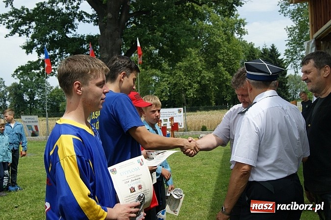 Zdjęcie w galerii na portalu naszraciborz.pl: Polskie i czeskie młodzieżowe drużyny strażackie rywalizowały w Krzyżanowicach wiadomości z regionu