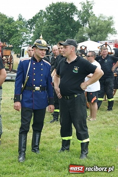 Zdjęcie w galerii na portalu naszraciborz.pl: Sikawki jak za starych dobrych lat - wideo wiadomości z regionu