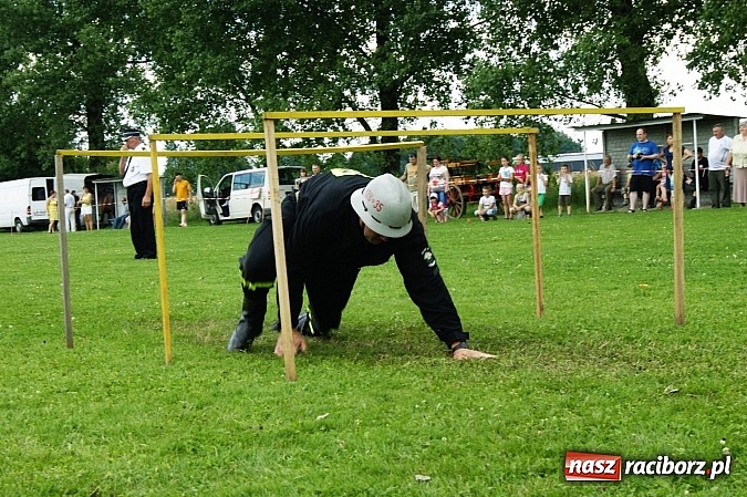 Zdjęcie w galerii na portalu naszraciborz.pl: Sikawki jak za starych dobrych lat - wideo wiadomości z regionu