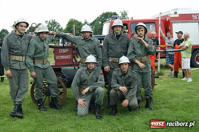 Zdjęcie w galerii na portalu naszraciborz.pl: Sikawki jak za starych dobrych lat - wideo wiadomości z regionu