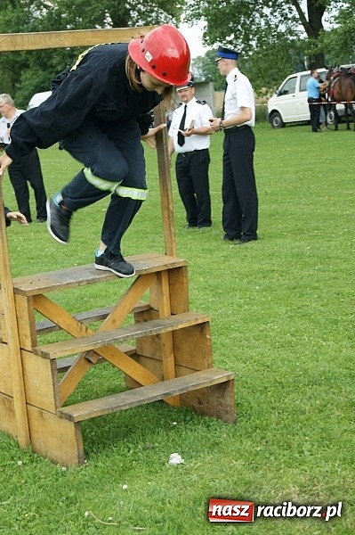 Zdjęcie w galerii na portalu naszraciborz.pl: Sikawki jak za starych dobrych lat - wideo wiadomości z regionu