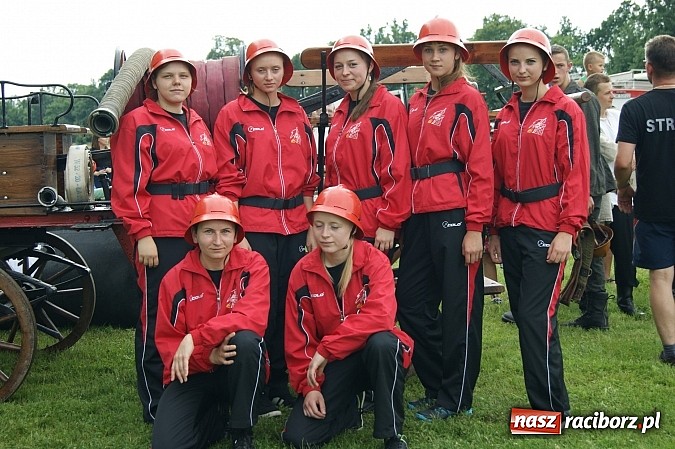 Zdjęcie w galerii na portalu naszraciborz.pl: Sikawki jak za starych dobrych lat - wideo wiadomości z regionu