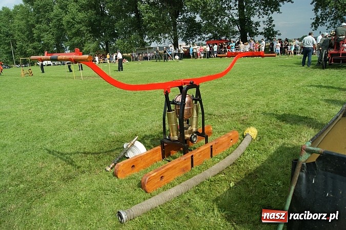 Zdjęcie w galerii na portalu naszraciborz.pl: Sikawki jak za starych dobrych lat - wideo wiadomości z regionu