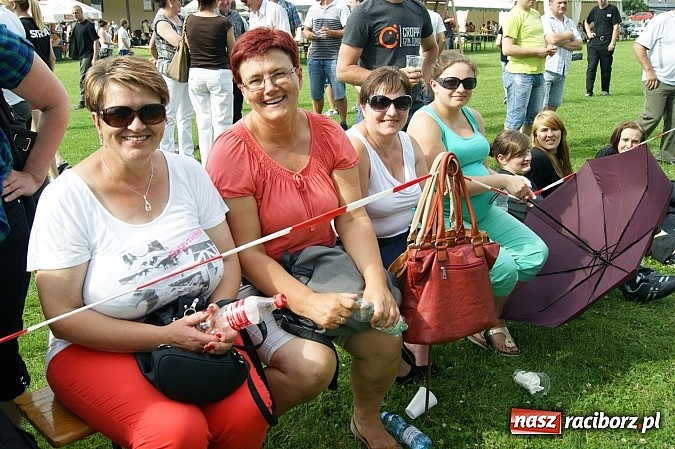 Zdjęcie w galerii na portalu naszraciborz.pl: Sikawki jak za starych dobrych lat - wideo wiadomości z regionu