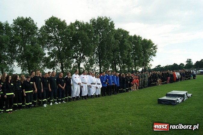 Zdjęcie w galerii na portalu naszraciborz.pl: Sikawki jak za starych dobrych lat - wideo wiadomości z regionu