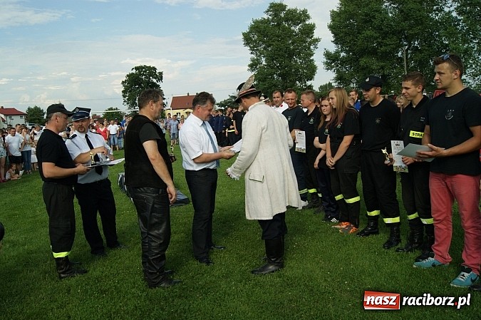 Zdjęcie w galerii na portalu naszraciborz.pl: Sikawki jak za starych dobrych lat - wideo wiadomości z regionu