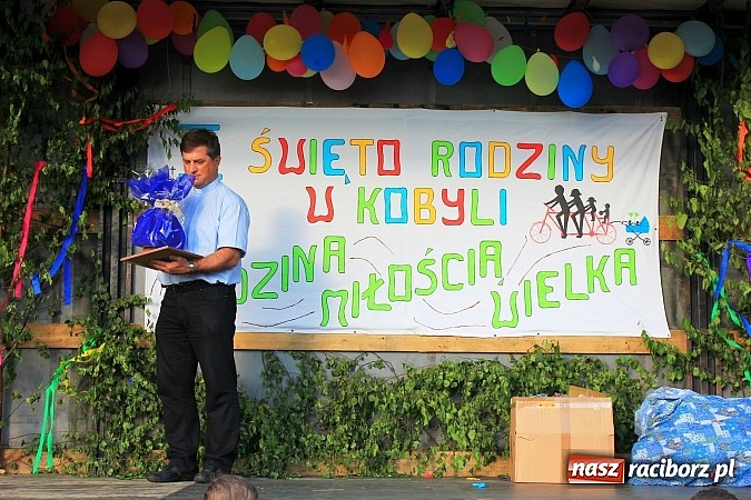 Zdjęcie w galerii na portalu naszraciborz.pl: Rodzina miłością wielka, czyli VI Święto Rodziny w Kobyli wiadomości z regionu