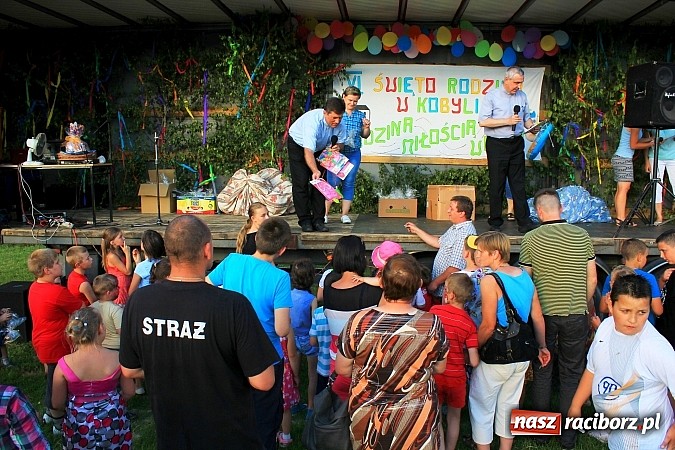 Zdjęcie w galerii na portalu naszraciborz.pl: Rodzina miłością wielka, czyli VI Święto Rodziny w Kobyli wiadomości z regionu