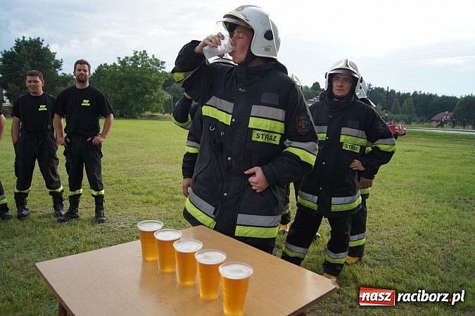 Zdjęcie w galerii na portalu naszraciborz.pl: Zawody strażackie w Szymocicach na wesoło wiadomości z regionu