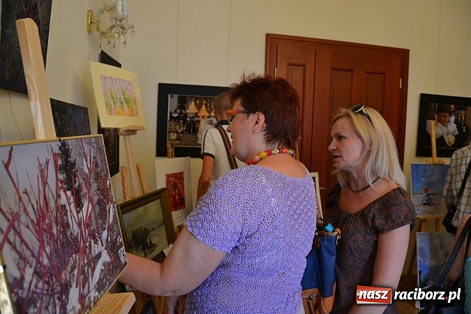 Zdjęcie w galerii na portalu naszraciborz.pl: W stronę Wojtkiewicza - wernisaż wystawy na zamku wiadomości z regionu