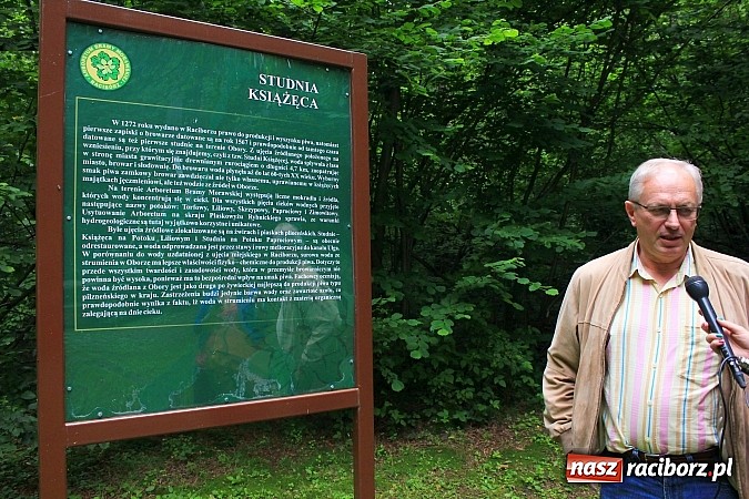 Zdjęcie w galerii na portalu naszraciborz.pl: Studnie, bunkry i mogiły…. Odkryj tajemnice Arboretum Bramy Morawskiej wiadomości z regionu