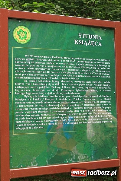 Zdjęcie w galerii na portalu naszraciborz.pl: Studnie, bunkry i mogiły…. Odkryj tajemnice Arboretum Bramy Morawskiej wiadomości z regionu