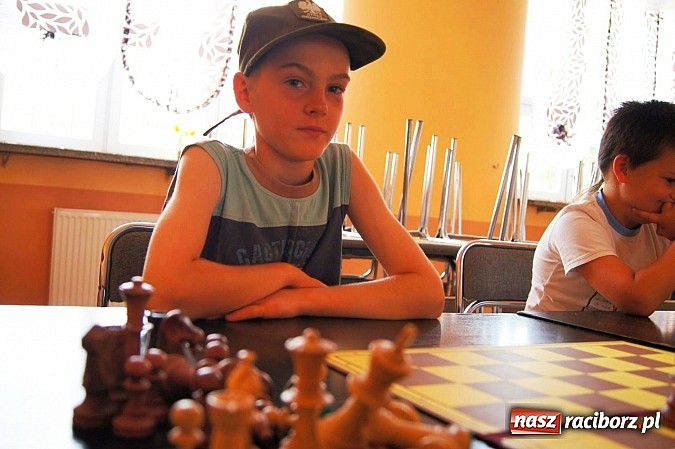Zdjęcie w galerii na portalu naszraciborz.pl: O szachach na Uniwersytecie Małolata w Nędzy wiadomości z regionu