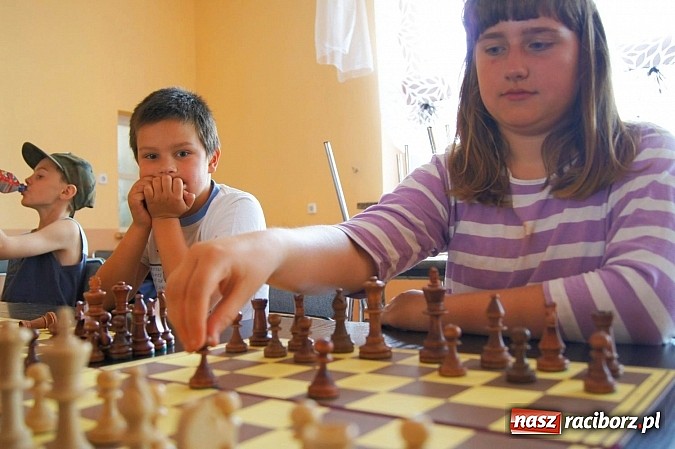 Zdjęcie w galerii na portalu naszraciborz.pl: O szachach na Uniwersytecie Małolata w Nędzy wiadomości z regionu