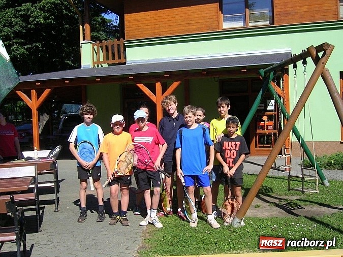 Zdjęcie w galerii na portalu naszraciborz.pl: Tenisiści TKKF Rafako na obozie w Czechach wiadomości z regionu