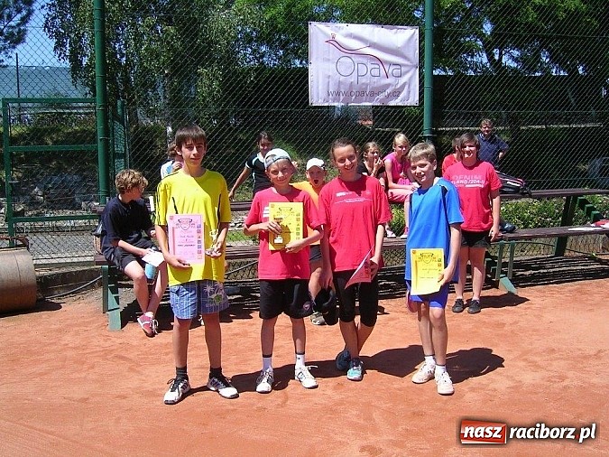 Zdjęcie w galerii na portalu naszraciborz.pl: Tenisiści TKKF Rafako na obozie w Czechach wiadomości z regionu