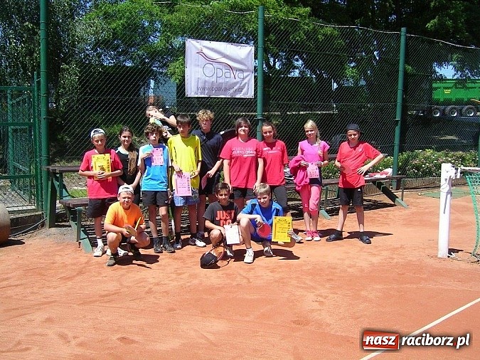 Zdjęcie w galerii na portalu naszraciborz.pl: Tenisiści TKKF Rafako na obozie w Czechach wiadomości z regionu