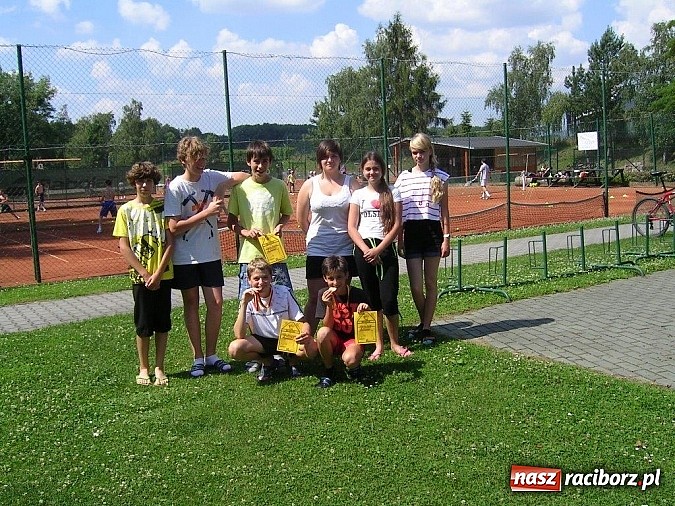 Zdjęcie w galerii na portalu naszraciborz.pl: Tenisiści TKKF Rafako na obozie w Czechach wiadomości z regionu