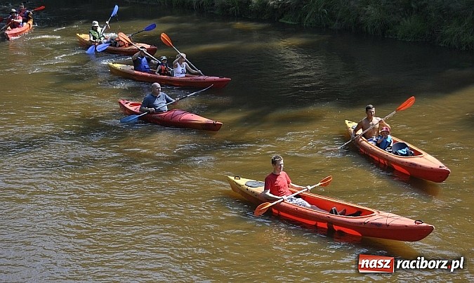 Zdjęcie w galerii na portalu naszraciborz.pl: Kajakiem przez Dolinę Małej Panwi wiadomości z regionu
