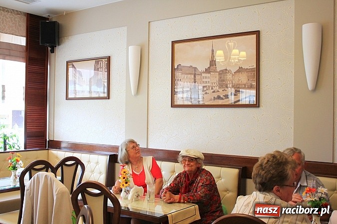 Zdjęcie w galerii na portalu naszraciborz.pl: Legendarny Piotruś już otwarty! wiadomości z regionu