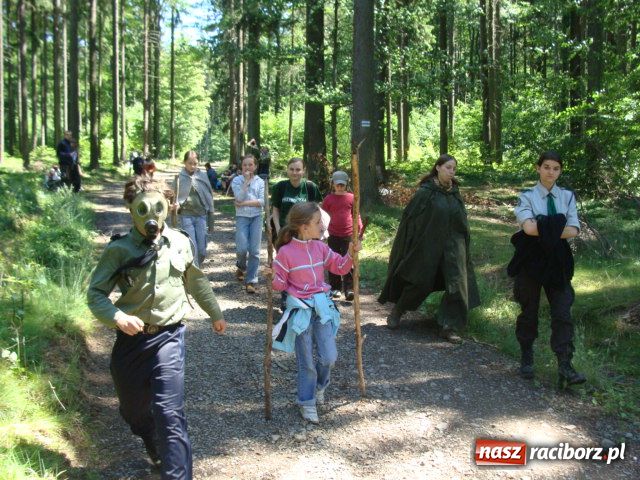 Zdjęcie w galerii na portalu naszraciborz.pl: Głuchołazka watra znów dla harcerzy z Hufca Ziemi Raciborskiej wiadomości z regionu